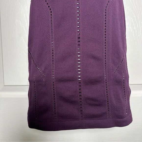 Athleta Purple Mesh Workout Tank Top Size XS Perforated Ventilated Beachy Gym - Picture 4 of 10
